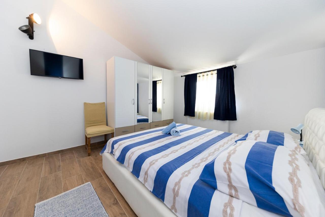 Apartman Lana Біоград-на-Мору Екстер'єр фото