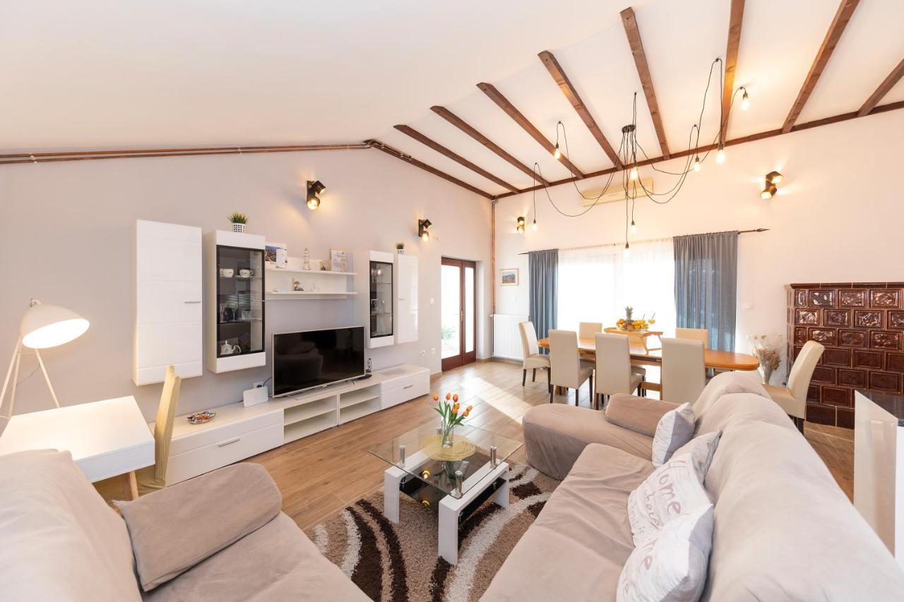 Apartman Lana Біоград-на-Мору Екстер'єр фото